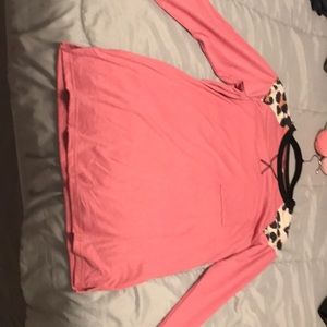 Cute cheetah print long sleeve